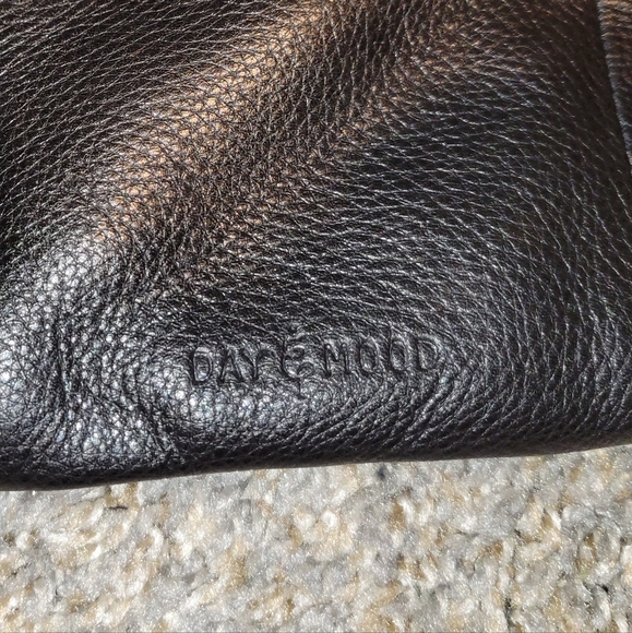 Day & Mood leather crossbody bag - Picture 4 of 6